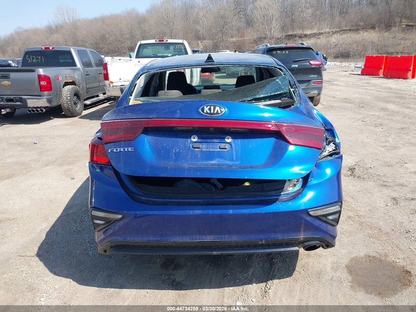 VIN 3KPF24AD3ME305499 2021 KIA FORTE LXS