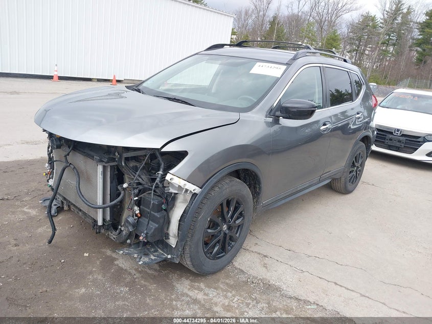 2018 Nissan Rogue Sv