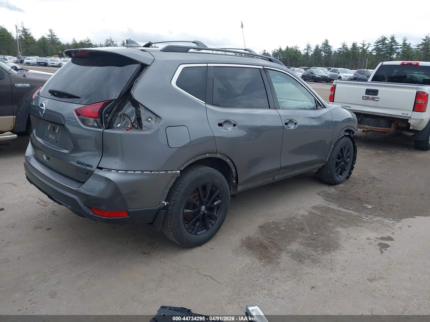 2018 Nissan Rogue Sv