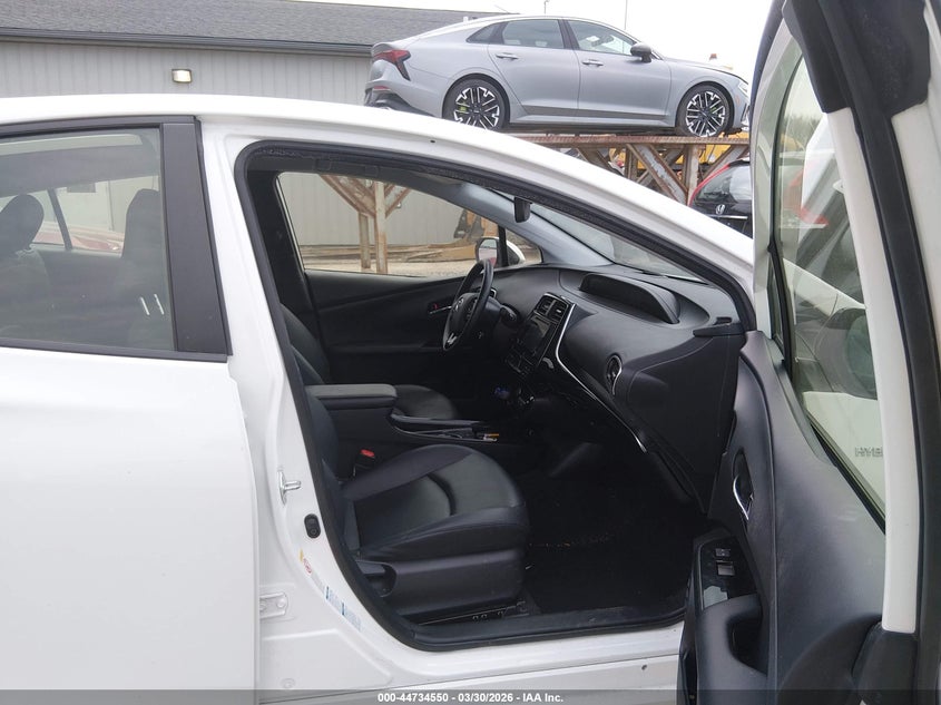 2019 Toyota Prius Xle