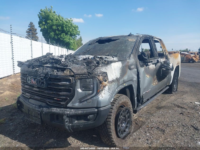 2026 GMC SIERRA 1500 auction photo 2
