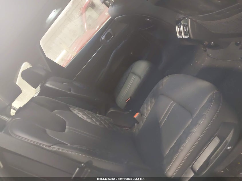 KIA SORENTO 2021 VIN 5XYRKDLF2MG041898