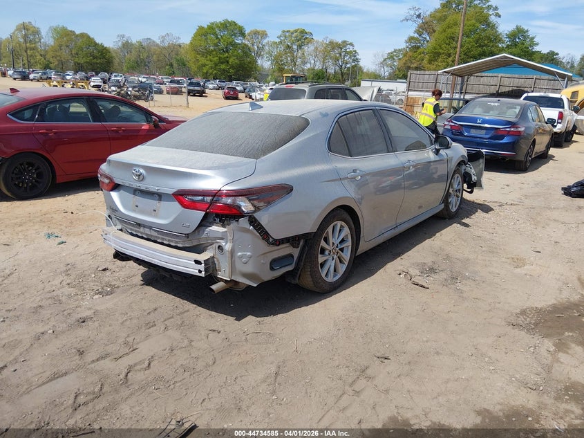 2021 Toyota Camry Le