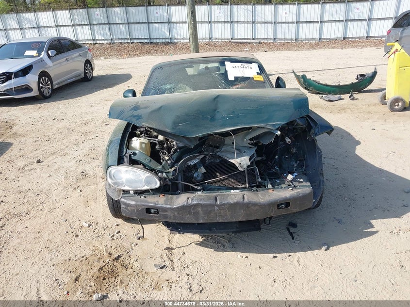 2001 Mazda Mx-5 Miata Ls/Special Edition VIN: JM1NB353910213132 Lot: 44734678