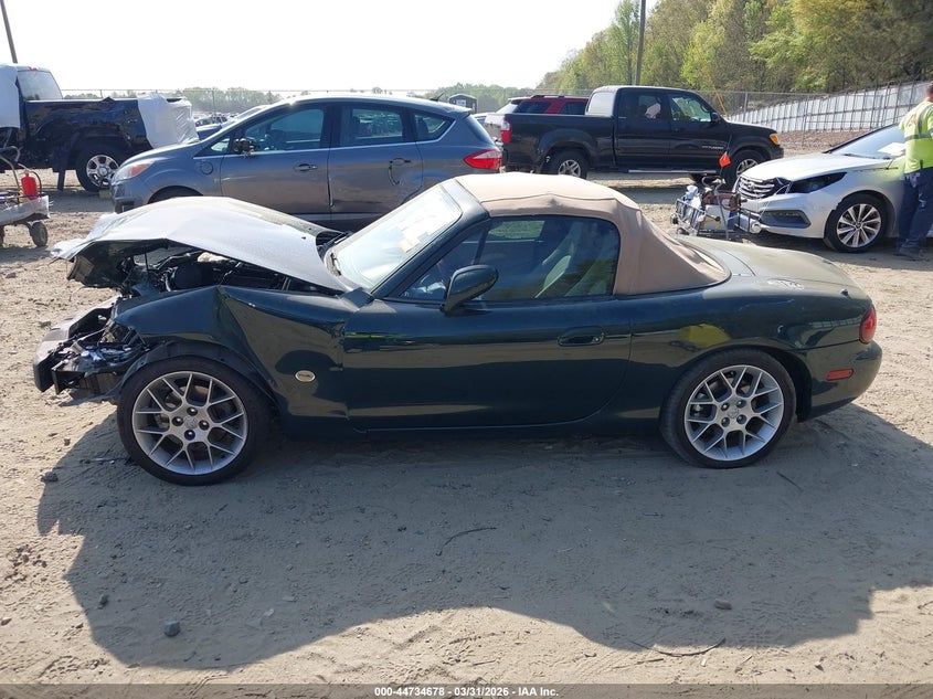 2001 Mazda Mx-5 Miata Ls/Special Edition VIN: JM1NB353910213132 Lot: 44734678