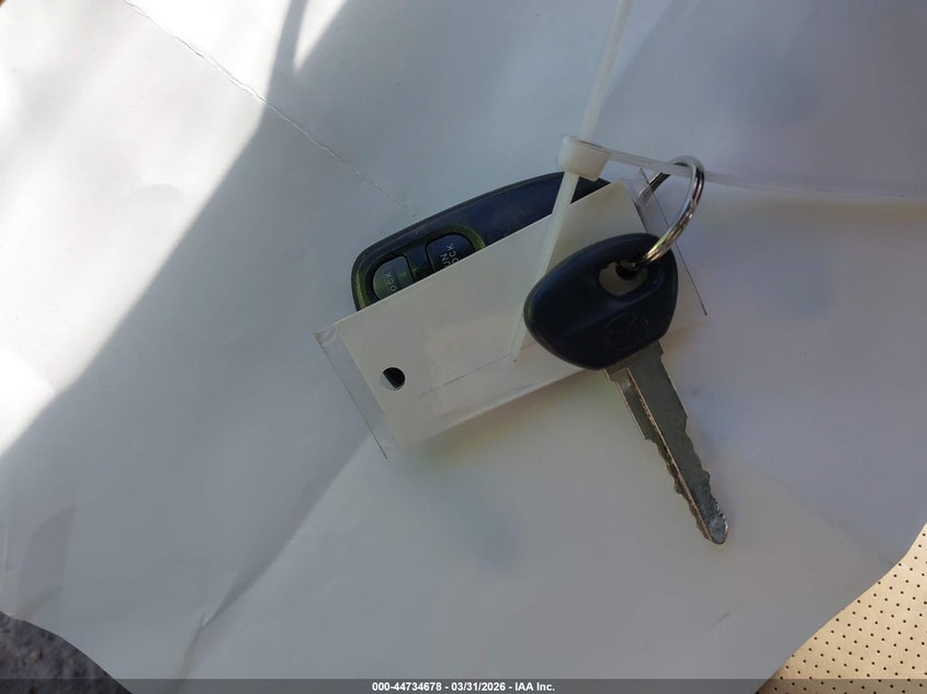 2001 Mazda Mx-5 Miata Ls/Special Edition VIN: JM1NB353910213132 Lot: 44734678