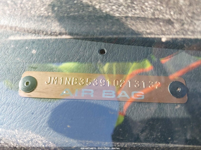 2001 Mazda Mx-5 Miata Ls/Special Edition VIN: JM1NB353910213132 Lot: 44734678