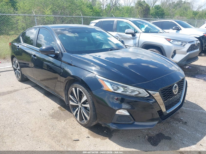2020 NISSAN ALTIMA SR FWD