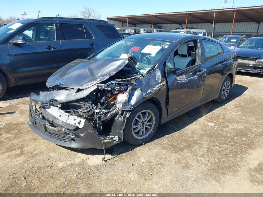 2019 Toyota Prius Xle
