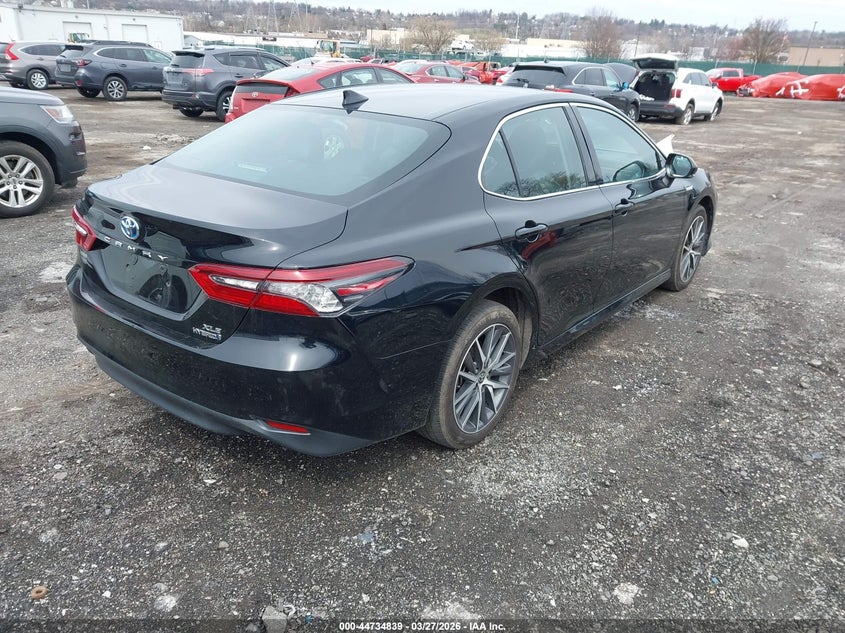 2021 Toyota Camry Xle Hybrid