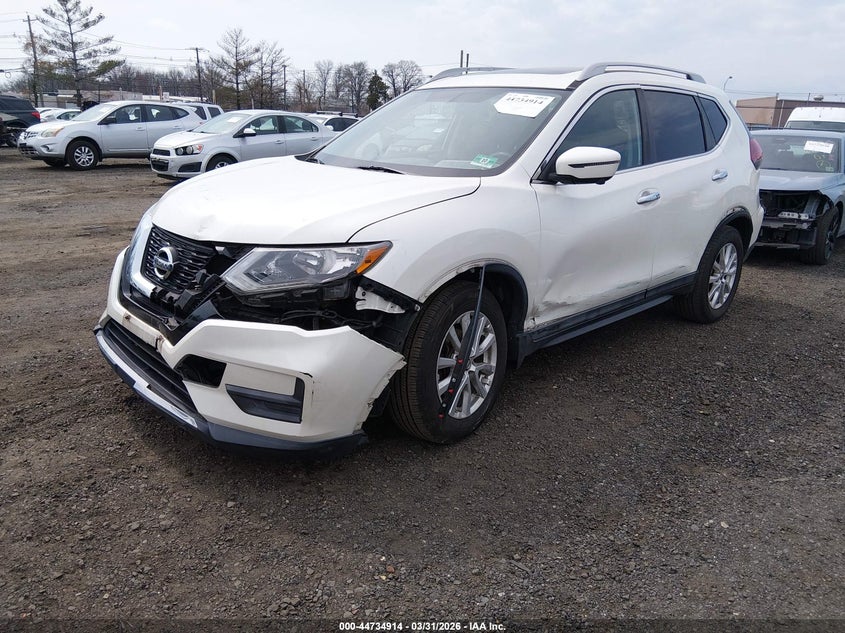 2017 Nissan Rogue Sv