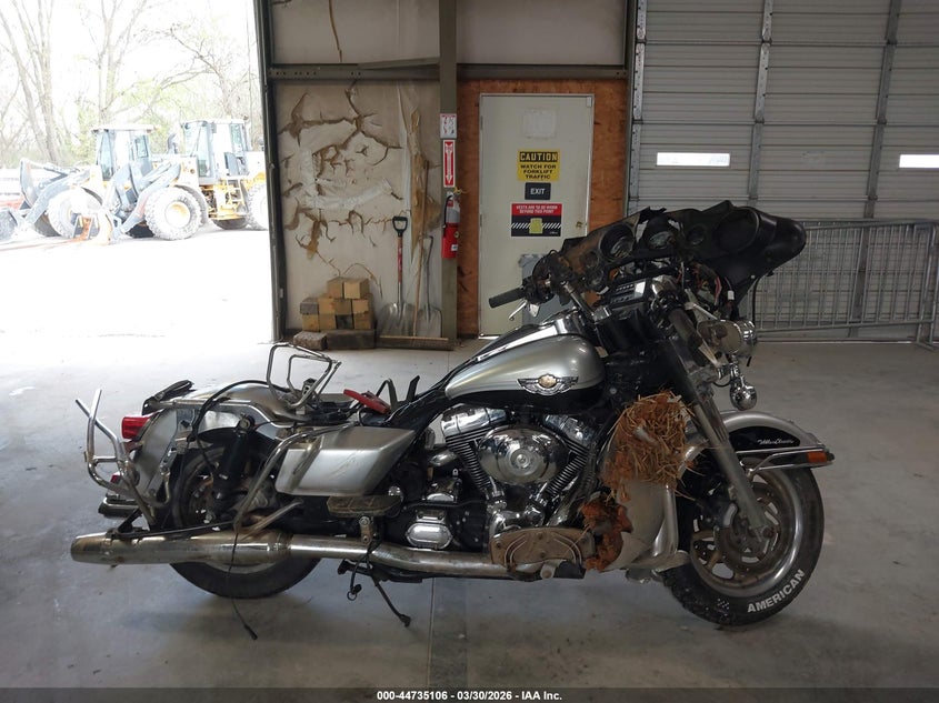 2003 Harley-Davidson Flhtcui Anniversary VIN: 1HD1FCW493Y619294 Lot: 44735106