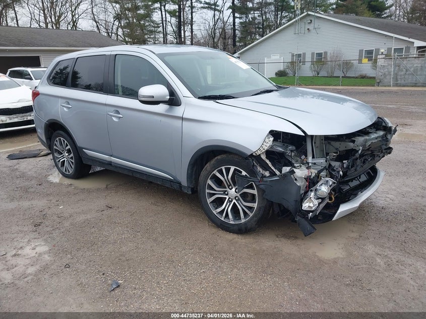 2017 MITSUBISHI OUTLANDER SE