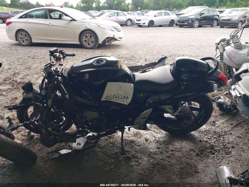 2009 Suzuki Gsx1300 R VIN: JS1GX72A892102974 Lot: 44735277