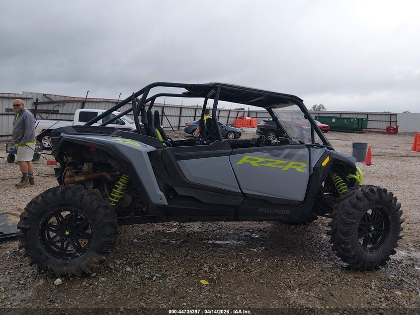 2025 Polaris Rzr Xp 4 1000 Ultimate VIN: 3NSNMF996SF049799 Lot: 44735397