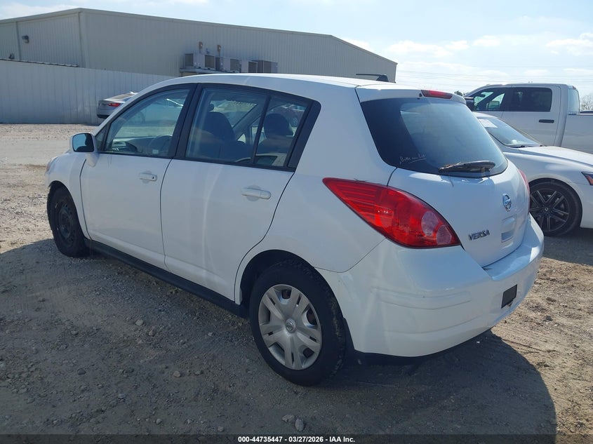 2010 Nissan Versa 1.8S