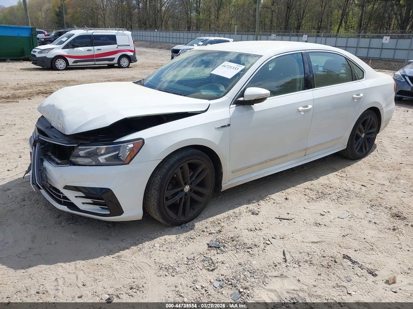 2017 Volkswagen Passat 1.8T R-Line