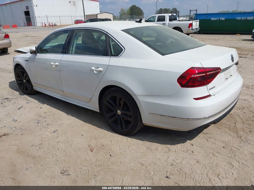 2017 Volkswagen Passat 1.8T R-Line