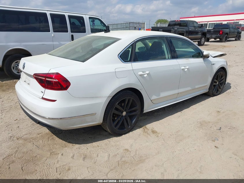 2017 Volkswagen Passat 1.8T R-Line