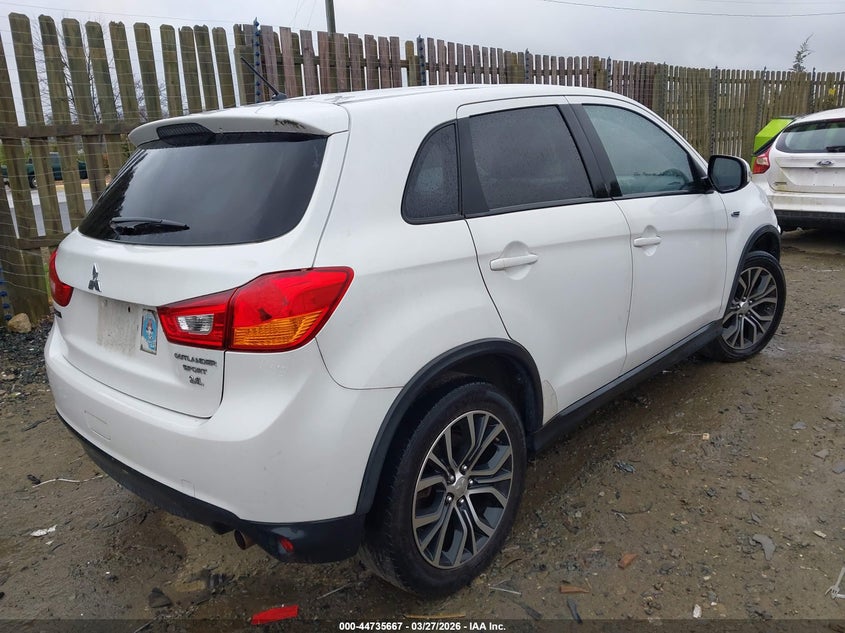 2016 Mitsubishi Outlander Sport 2.4 Es