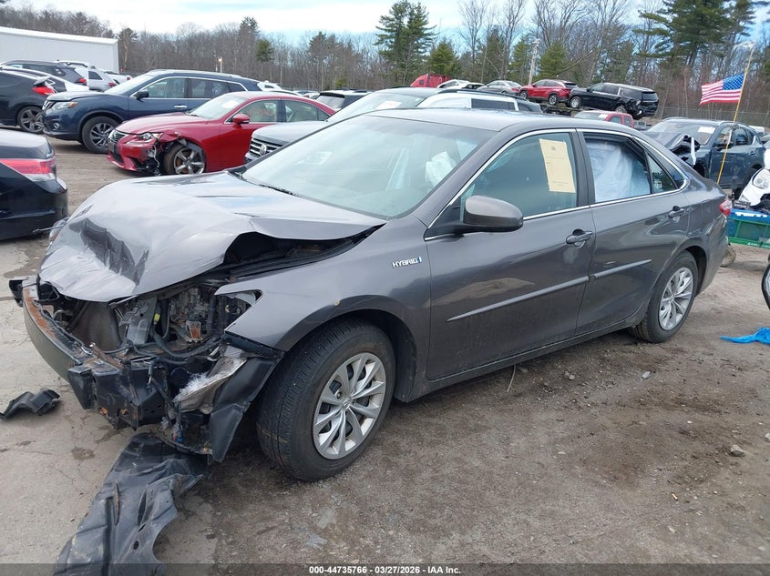 2016 Toyota Camry Hybrid Le