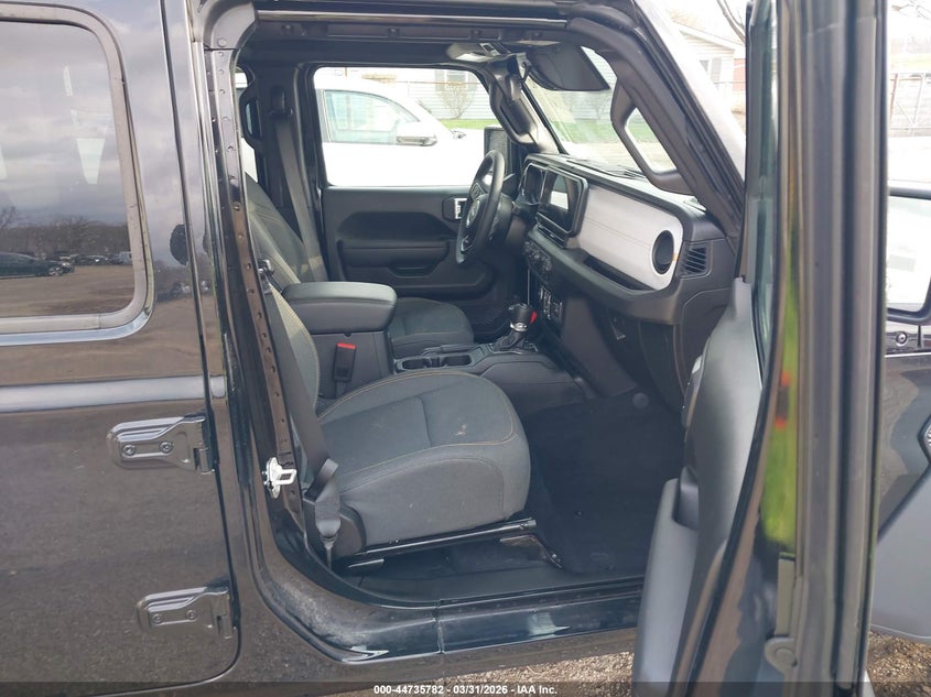 2025 Jeep Wrangler 4-Door Summit 4X4