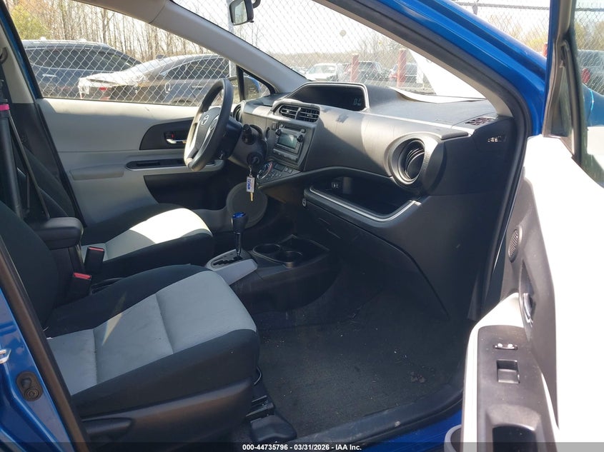 2014 Toyota Prius C Two