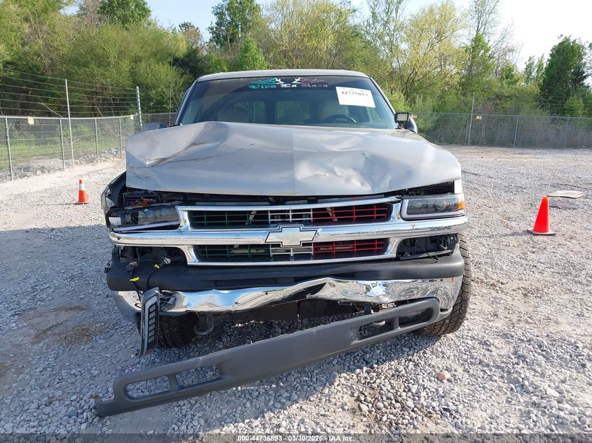 2000 Chevrolet Suburban 1500 Lt VIN: 3GNFK16T4YG205315 Lot: 44735893