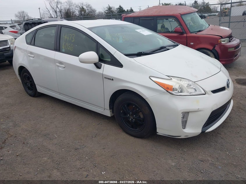 2015 Toyota Prius Three