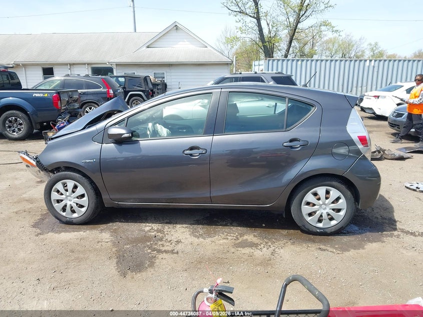 2013 Toyota Prius C Two VIN: JTDKDTB37D1550740 Lot: 44736087