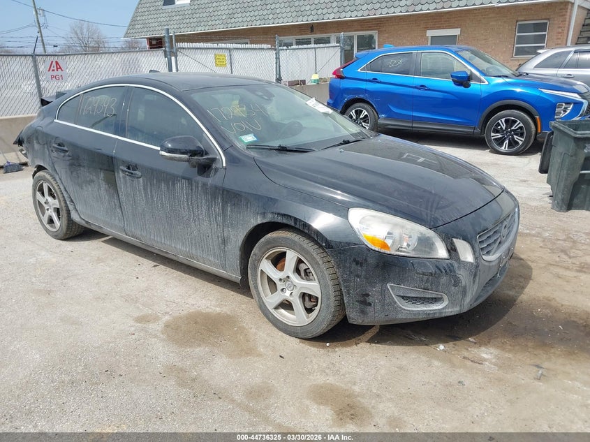 2013 VOLVO S60 T5