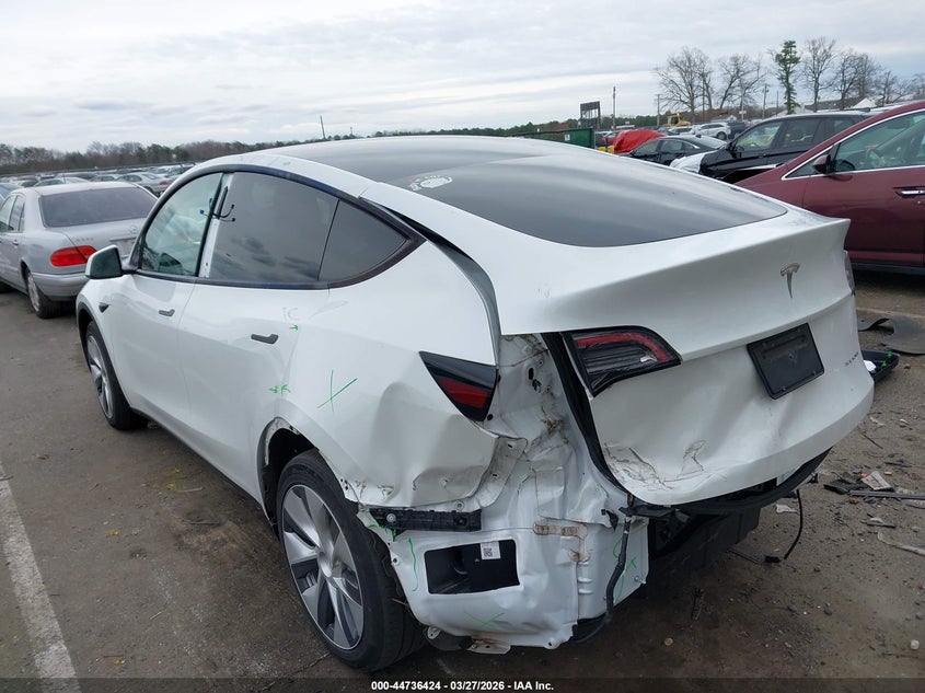 2022 Tesla Model Y Long Range Dual Motor All-Wheel Drive