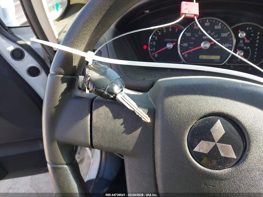 2011 Mitsubishi Endeavor VIN: 4A4JN2AS2BE032545 Lot: 44736541