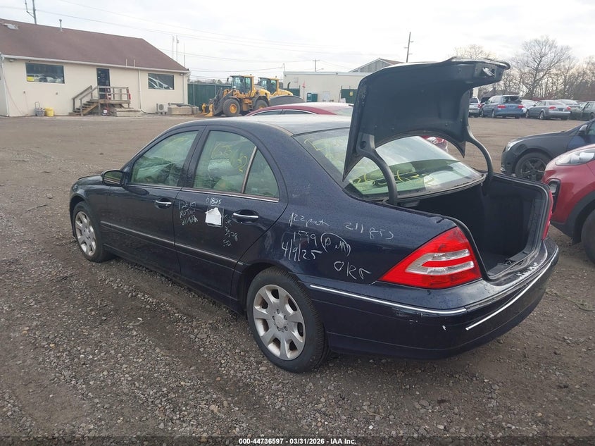 2005 Mercedes-Benz C 240 Luxury 4Matic
