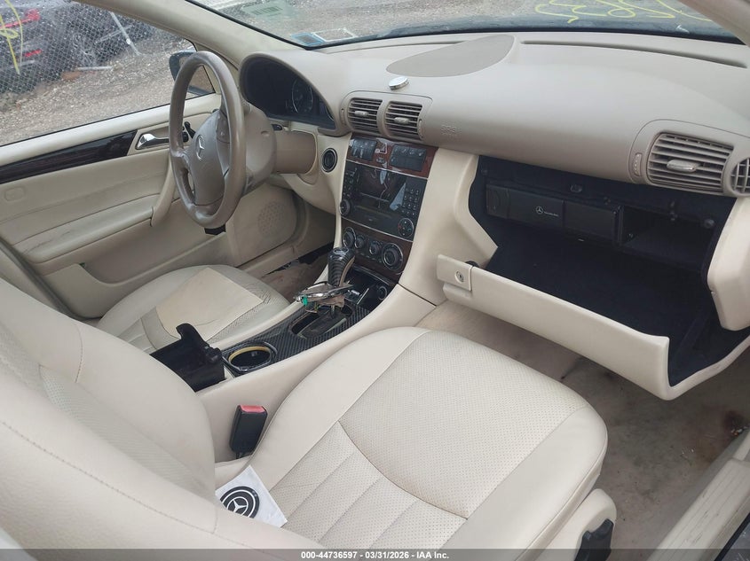 2005 Mercedes-Benz C 240 Luxury 4Matic