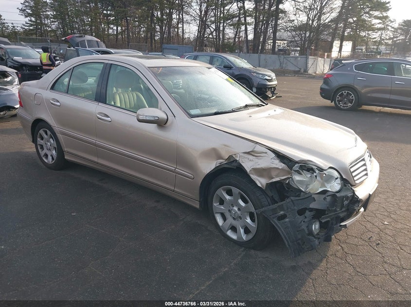 2005 Mercedes-Benz C 240 Luxury