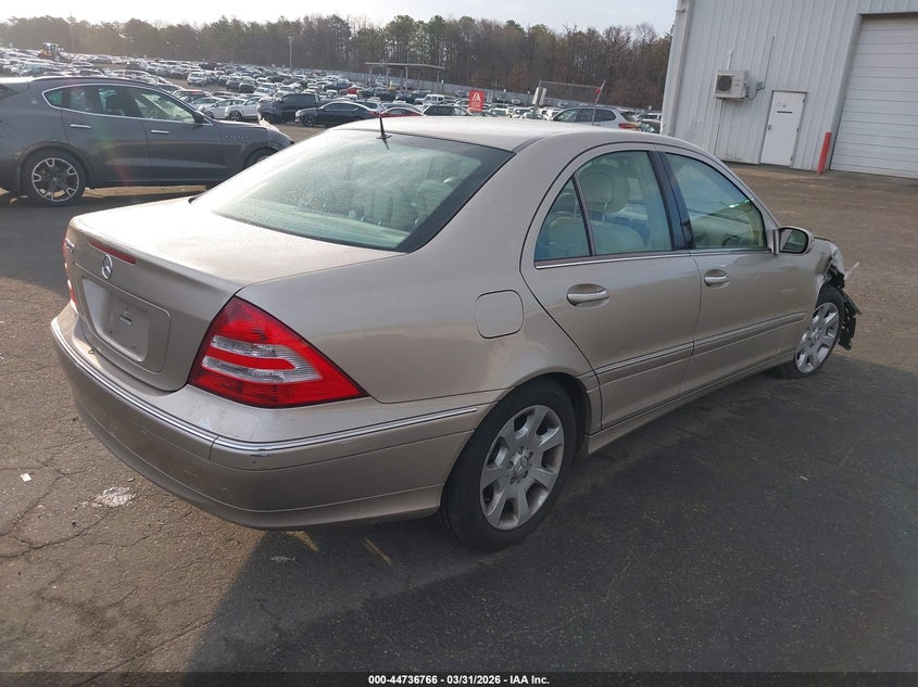 2005 Mercedes-Benz C 240 Luxury