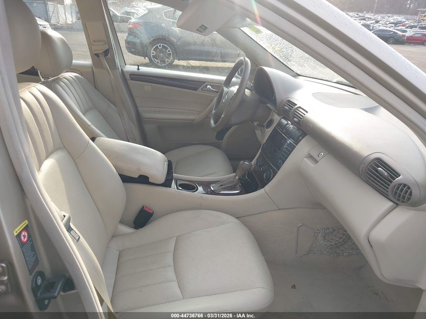 2005 Mercedes-Benz C 240 Luxury