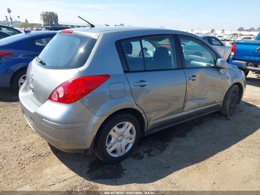 2012 Nissan Versa 1.8 S