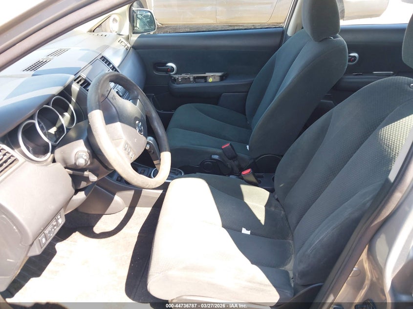 2012 Nissan Versa 1.8 S