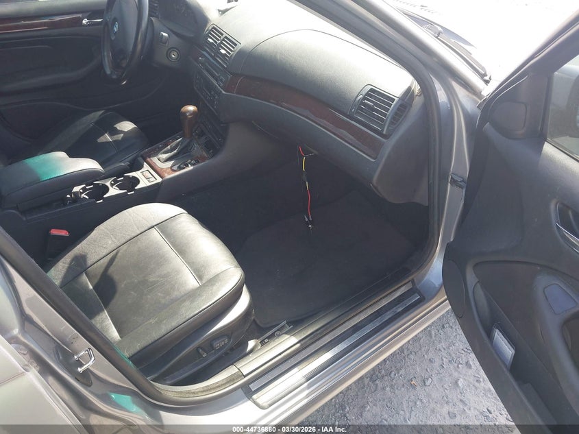 2004 BMW 325Xit