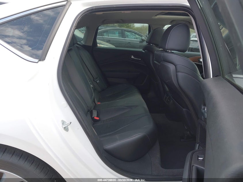 2021 ACURA TLX auction photo 8