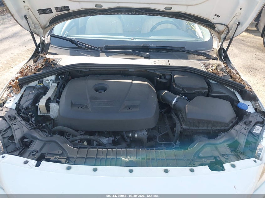2016 Volvo V60 T5 Drive-E Premier VIN: YV140MEK7G1301754 Lot: 44736943