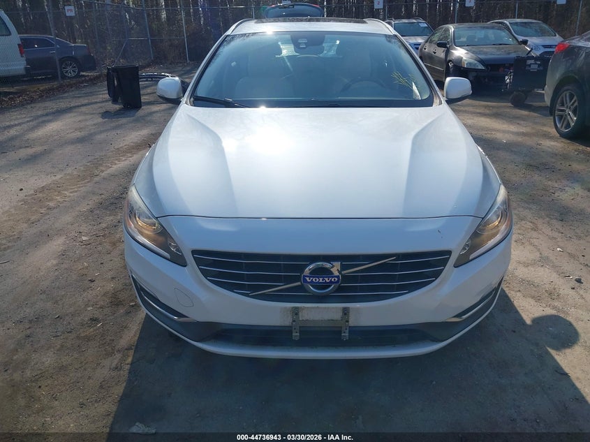 2016 Volvo V60 T5 Drive-E Premier VIN: YV140MEK7G1301754 Lot: 44736943