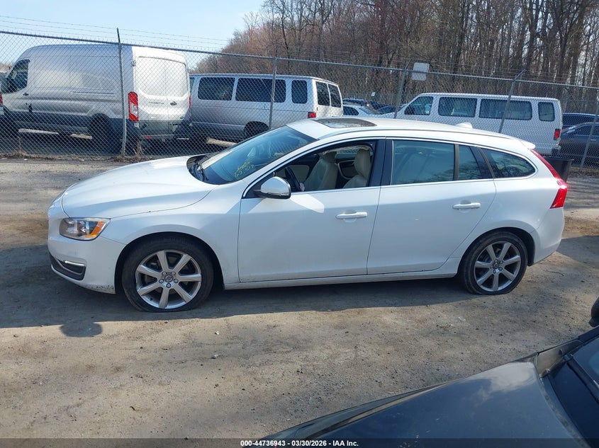 2016 Volvo V60 T5 Drive-E Premier VIN: YV140MEK7G1301754 Lot: 44736943