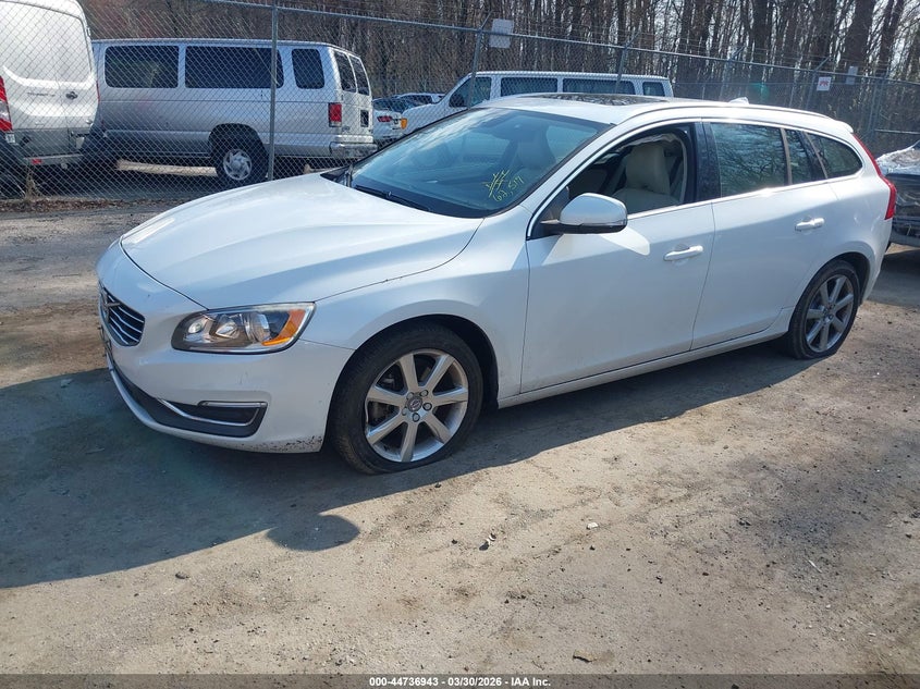 2016 Volvo V60 T5 Drive-E Premier