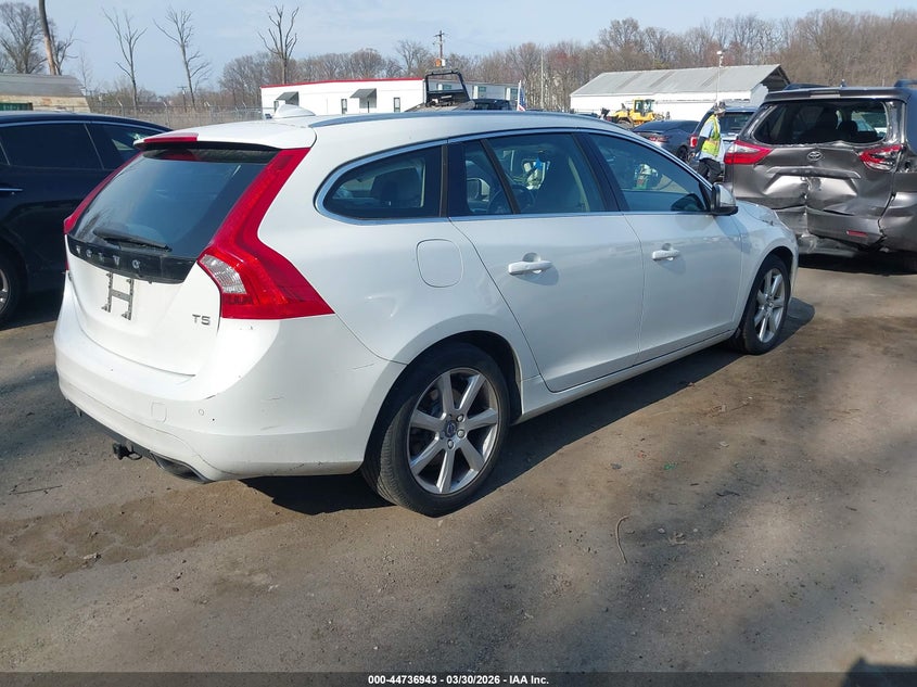 2016 Volvo V60 T5 Drive-E Premier