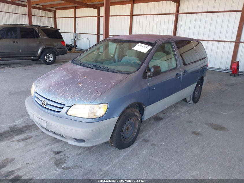 2001 Toyota Sienna Ce