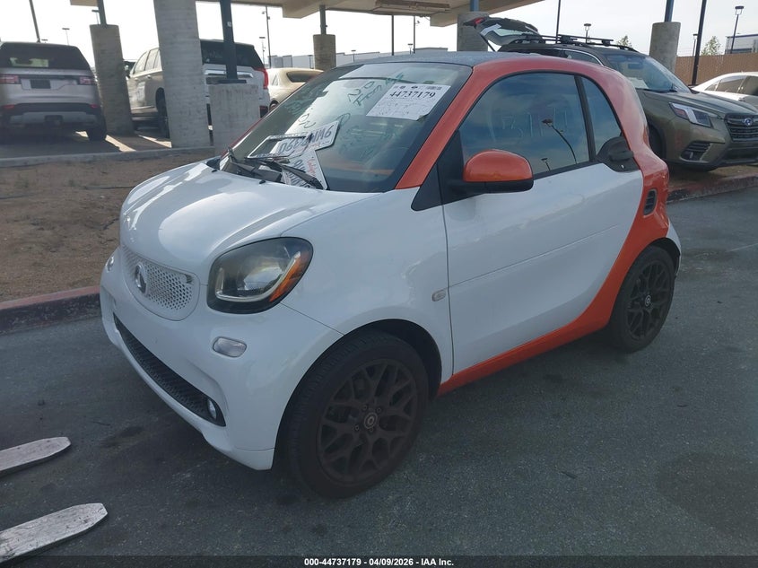 Vin: wmefj5da5gk051128, lot: 45234367, smart fortwo passion 20162