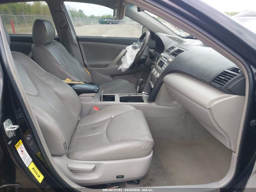 2011 Toyota Camry Se V6